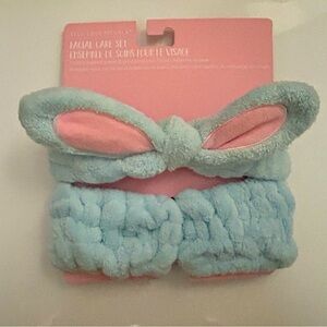 NEW!! 3 Piece Plush Headband & Wristband Home Facial Care Spa Set-(NWT)